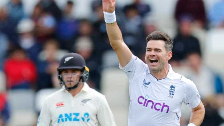 Anderson and Leach dominated the Second Test against New Zealand, with hosts on 138-7