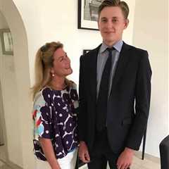 England cricket star''s mum