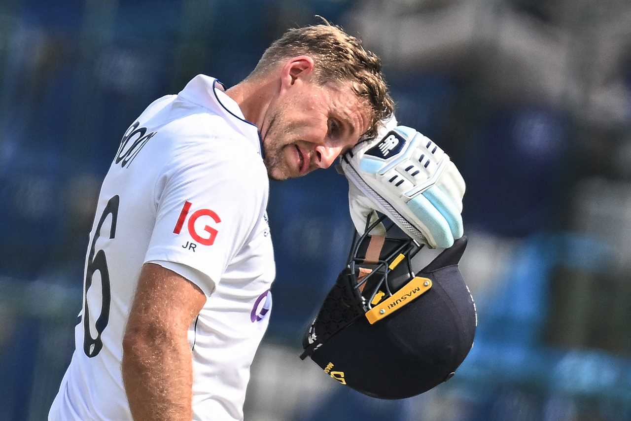 a cricket player with the number 6 on his shirt