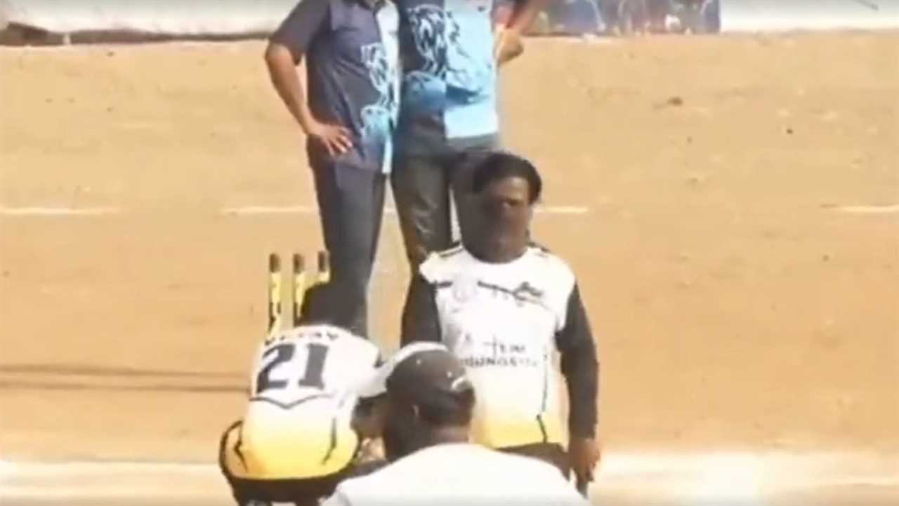 Cricketer collapsing on the field and dying of a heart attack during a match.