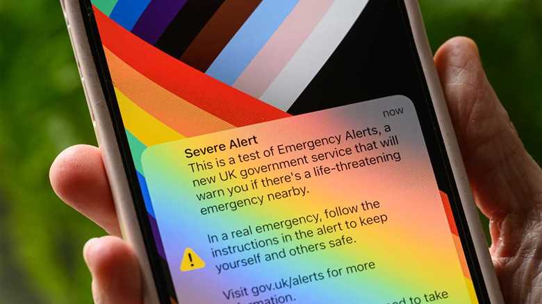 England match braced for freak delay due to emergency alert on every single fan’s mobile phone